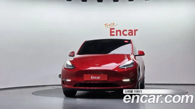 Tesla Model Y 2021 thumb 3