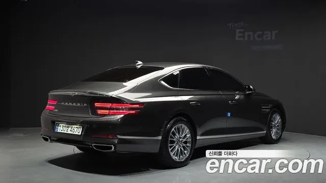 Genesis G80 2023 thumb 2