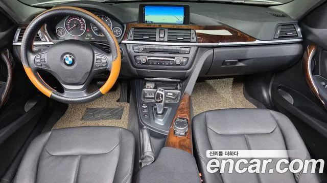 BMW 3-Series 2015 thumb 7