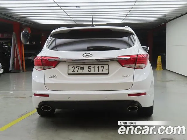 Hyundai i40 2012 thumb 3