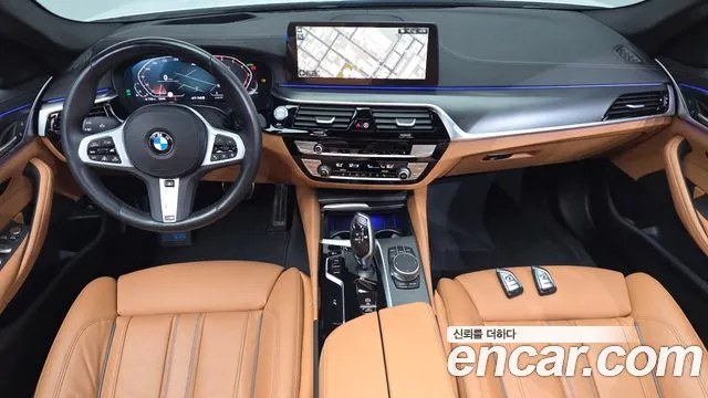 BMW 5-Series 2023 thumb 6