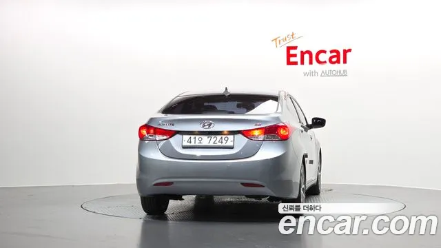 Hyundai Avante 2012 thumb 3