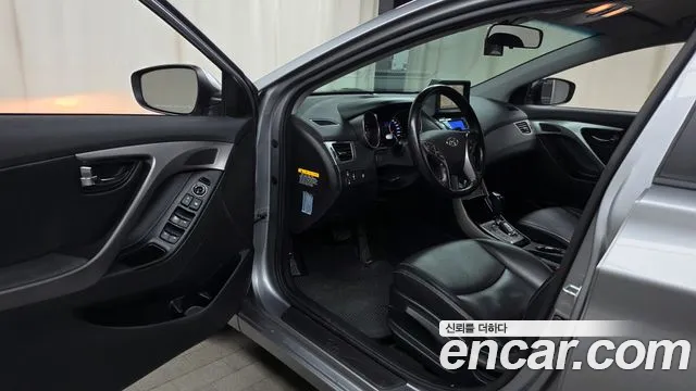 Hyundai Avante 2012 thumb 9