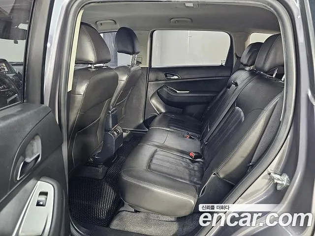 ChevroletGMDaewoo Orlando 2011 thumb 9