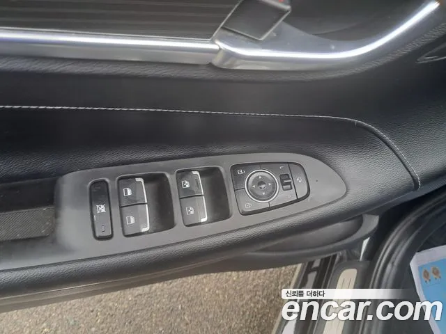 Hyundai Grandeur 2017 thumb 4