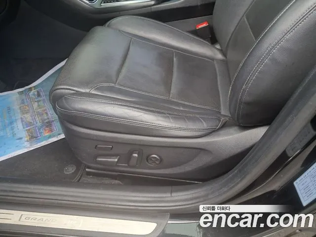 Hyundai Grandeur 2017 thumb 10