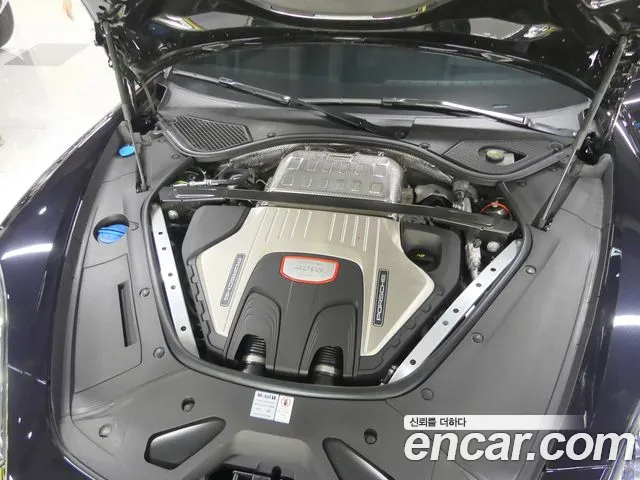 Porsche Panamera 2019 thumb 6