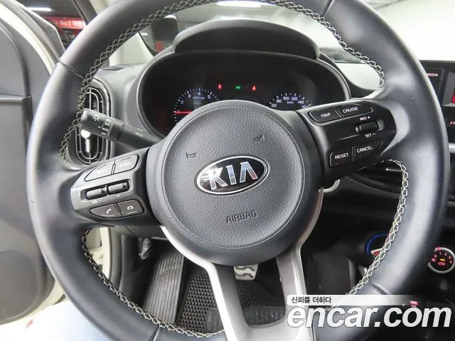 Kia Morning 2017 thumb 8