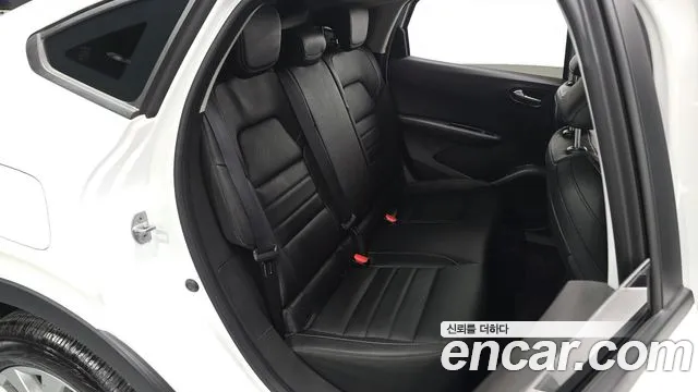 Renault-KoreaSamsung Arkana 2023 thumb 12