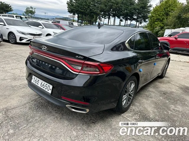 Hyundai Grandeur 2018 thumb 2