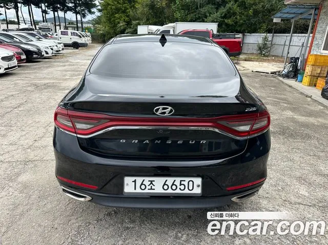 Hyundai Grandeur 2018 thumb 4