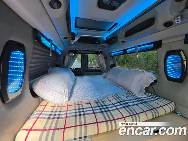 Chevrolet Express Van 2014 thumb 3