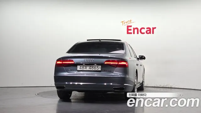 Audi A8 2014 thumb 4