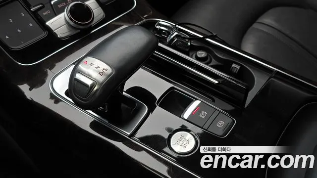 Audi A8 2014 thumb 9