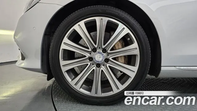 Mercedes-Benz E-Класс 2017 thumb 5