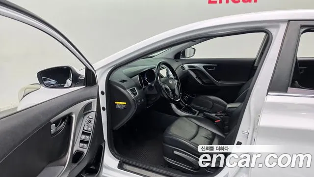 Hyundai Avante 2014 thumb 10