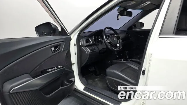 KG_Mobility_Ssangyong TIBOLI 2018 thumb 10