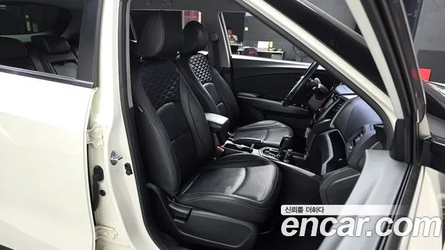 KG_Mobility_Ssangyong TIBOLI 2018 thumb 11