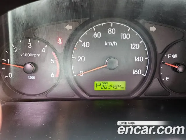 Hyundai Starex 2015 thumb 8