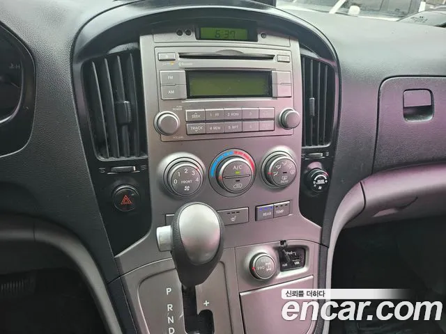 Hyundai Starex 2015 thumb 9
