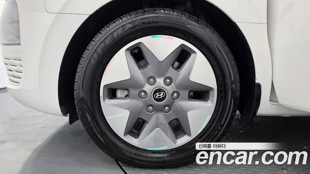 Hyundai Staria 2022 thumb 5