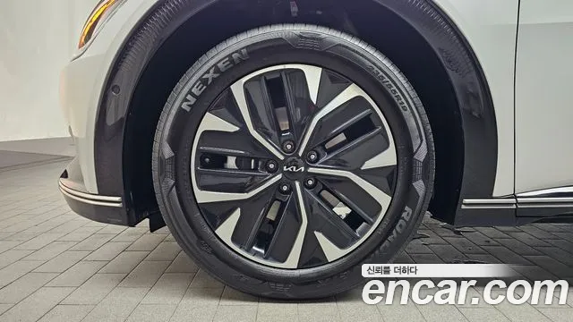 Kia EV6 2024 thumb 4