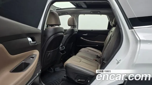 Hyundai Santa Fe 2019 thumb 12