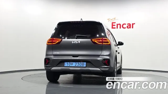 Kia Niro 2022 thumb 3