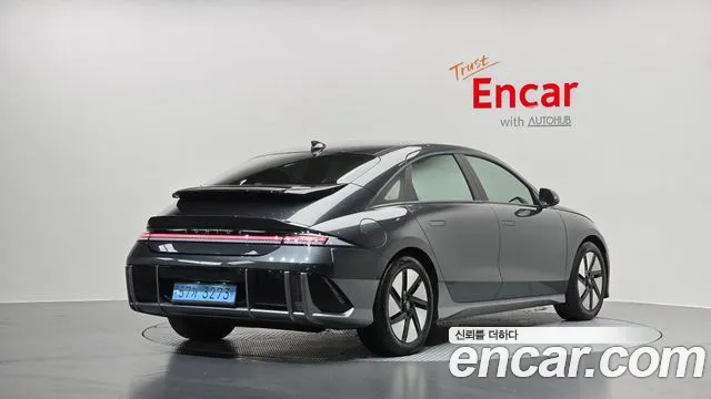 Hyundai IONIQ 6 2024 thumb 2