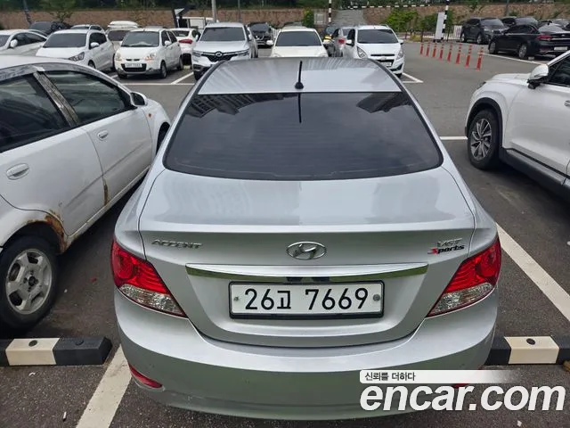 Hyundai Accent 2014 thumb 2