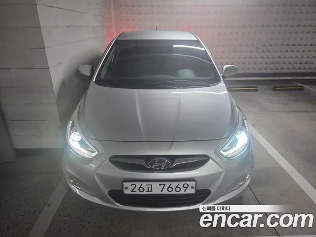 Hyundai Accent 2014 thumb 11