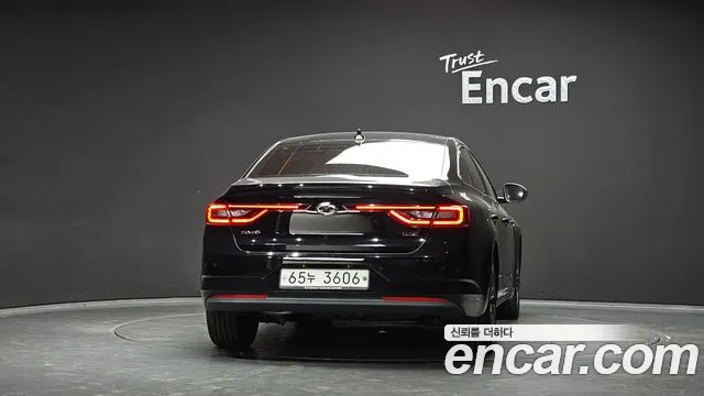 Renault-KoreaSamsung Megane 2017 thumb 4