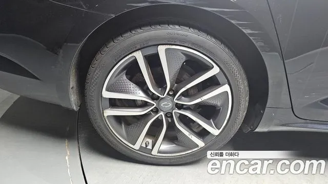 Renault-KoreaSamsung Megane 2017 thumb 5