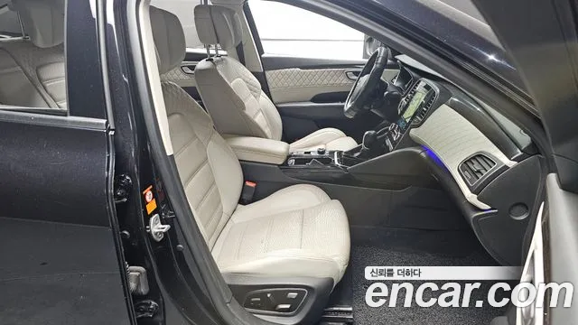 Renault-KoreaSamsung Megane 2017 thumb 10