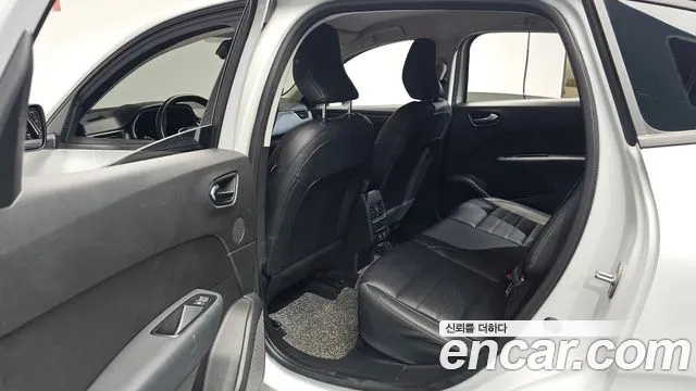 Renault-KoreaSamsung Arkana 2020 thumb 11