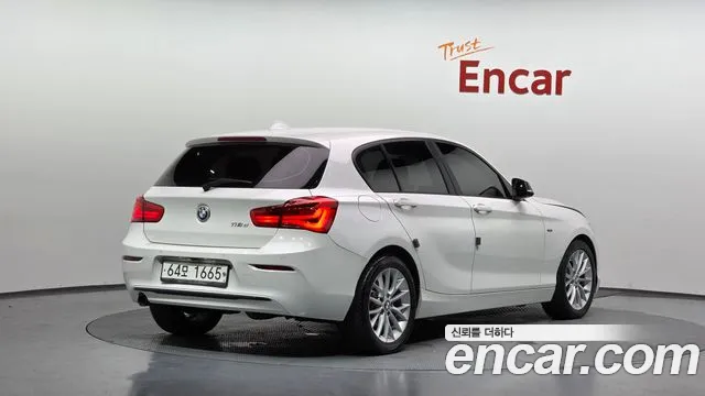 BMW 1-Series 2015 thumb 2