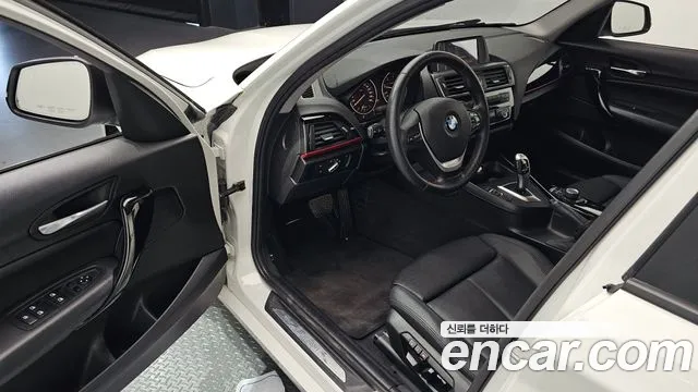 BMW 1-Series 2015 thumb 10
