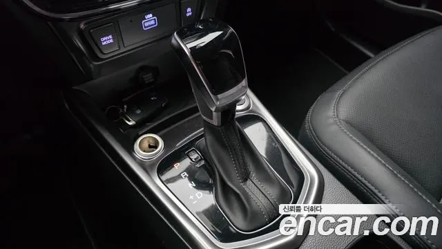 KG_Mobility_Ssangyong TIBOLI 2022 thumb 9