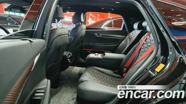 Genesis G80 2025 thumb 8