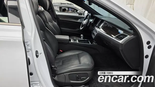 Genesis G80 2018 thumb 11