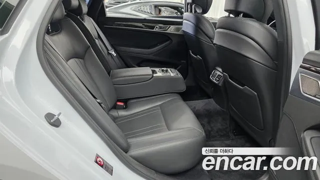 Genesis G80 2018 thumb 12