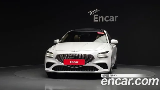 Genesis G70 2022 thumb 2