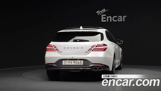 Genesis G70 2022 thumb 3