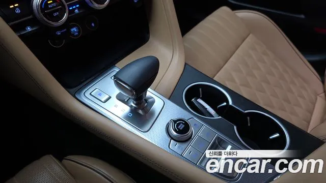 Genesis G70 2022 thumb 8