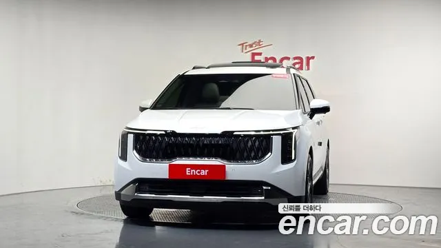 Kia Carnival 2024 thumb 2