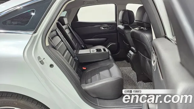 Renault-KoreaSamsung Megane 2018 thumb 11