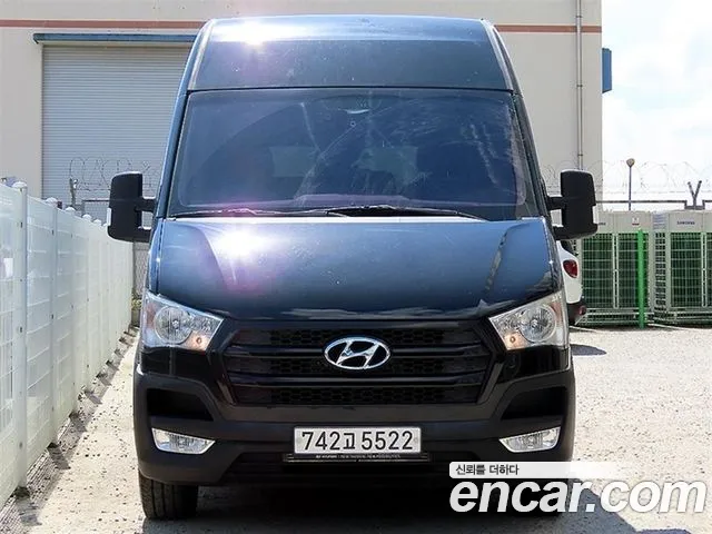 Hyundai Staria 2016 thumb 2
