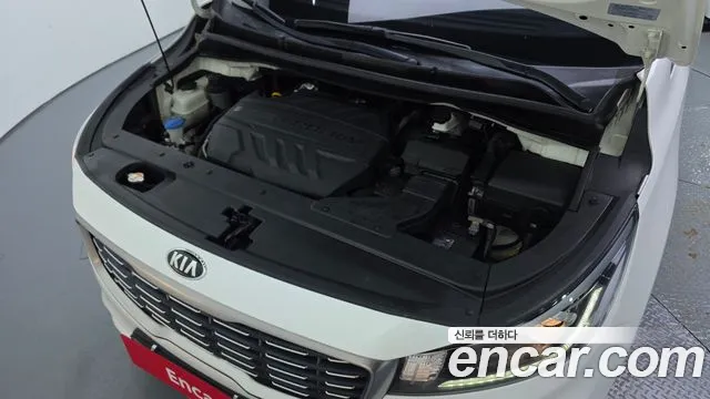 Kia Carnival 2018 thumb 6