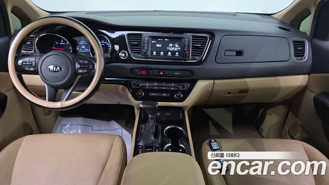 Kia Carnival 2018 thumb 7