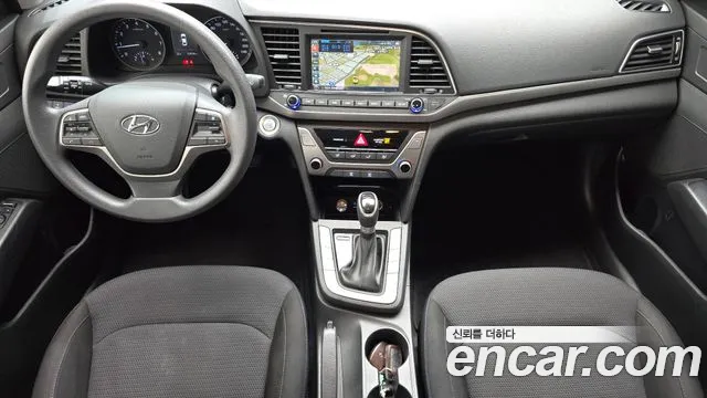 Hyundai Avante 2017 thumb 7